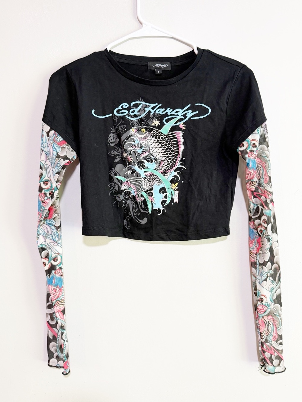 Ed Hardy Y2K fish cropped long sleeve top size small - Picture 2 of 4